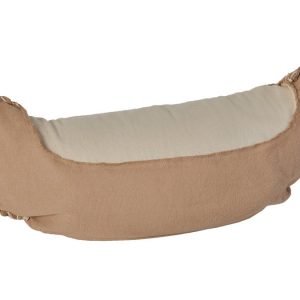 Lifetime poef – canoe adventure