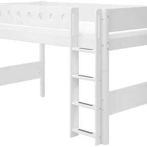 Flexa White Verhoogde halfhoogslaper m. rechte ladder – wit